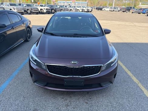 Used 2017 Kia Forte LX w/ LX Popular Package image 9