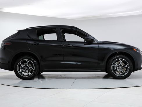 New 2026 Alfa Romeo Stelvio Sprint w/ Convenience Package AWD/4WD image 6