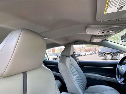 Used 2022 Toyota Camry SE image 22