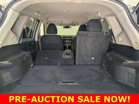 Used 2016 Nissan Rogue S image 26