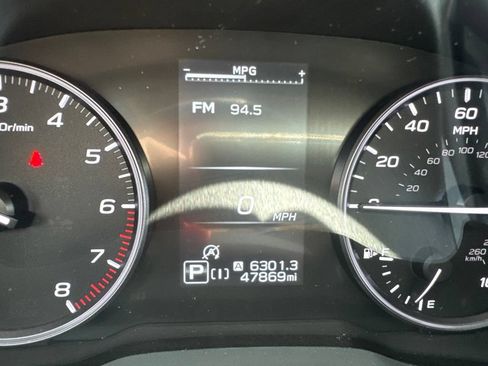 Used 2024 Subaru Crosstrek 2.5i Limited AWD/4WD image 11