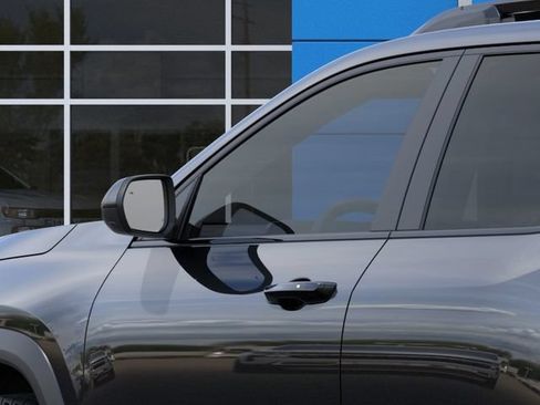 New 2027 Chevrolet Equinox RS w/ Convenience Package III FWD image 14