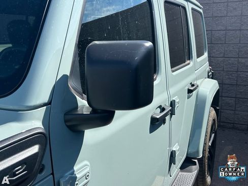 Used 2024 Jeep Wrangler Unlimited Sahara AWD/4WD image 7