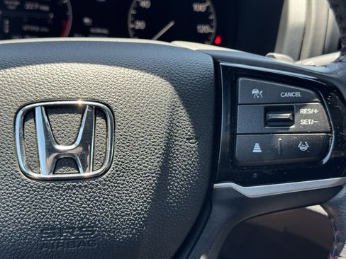 Certified 2025 Honda Odyssey Sport-L image 27
