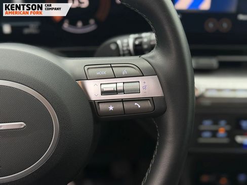 Used 2025 Hyundai Kona SEL image 20