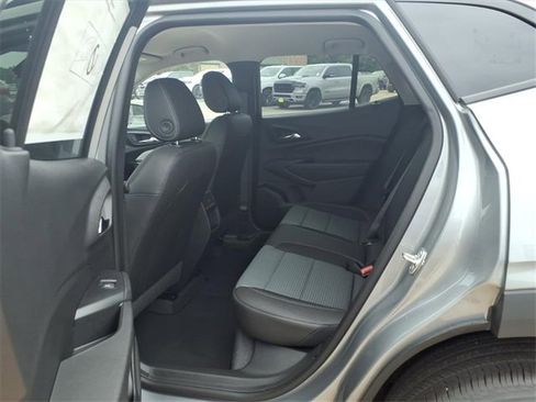 New 2026 Chevrolet Trax LT w/ Driver Confidence Package image 15