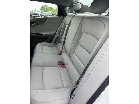 Used 2024 Chevrolet Malibu LS FWD image 14