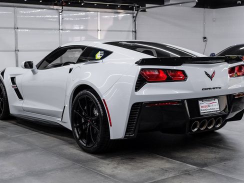 Used 2018 Chevrolet Corvette Grand Sport image 17