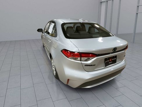 Certified 2022 Toyota Corolla LE image 6