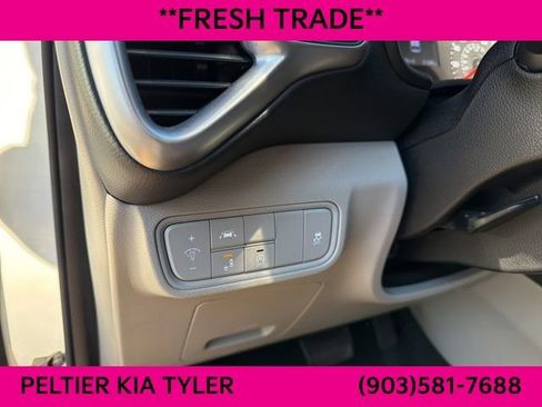 Certified 2020 Kia Soul S image 15