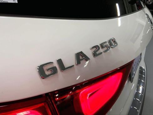 Certified 2023 Mercedes-Benz GLA 250 image 29