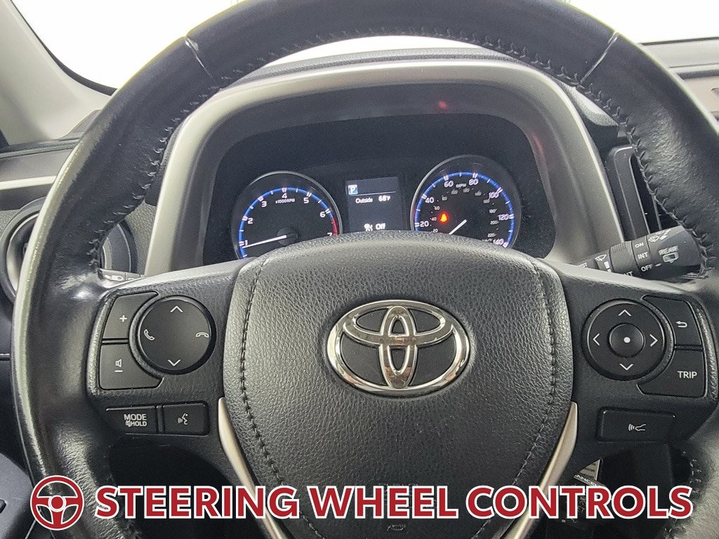 Used 2017 Toyota RAV4 XLE w/ All Weather Liner Package AWD/4WD image 17