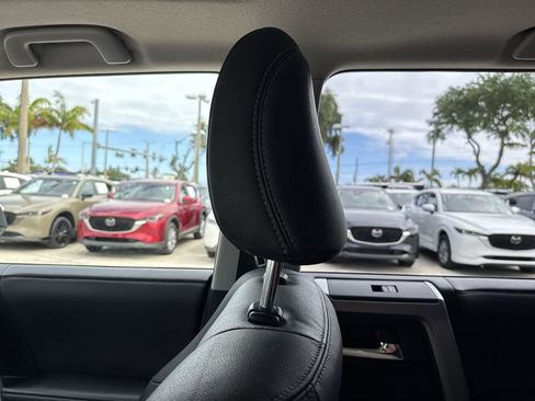 Used 2021 Toyota 4Runner SR5 Premium w/ Moonroof Package AWD/4WD image 16