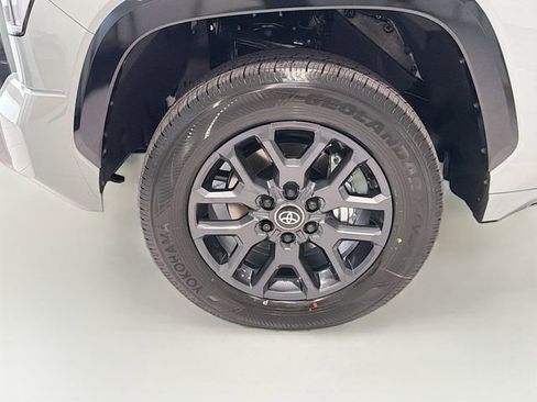 New 2026 Toyota Tundra Platinum AWD/4WD image 25