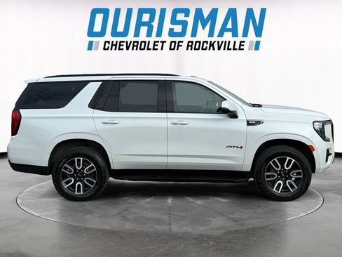 Used 2024 GMC Yukon AT4 AWD/4WD image 7