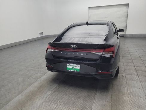 Used 2021 Hyundai Elantra SEL w/ Convenience Package FWD image 7