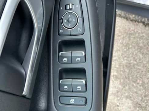 Used 2023 Hyundai Sonata SE FWD image 6