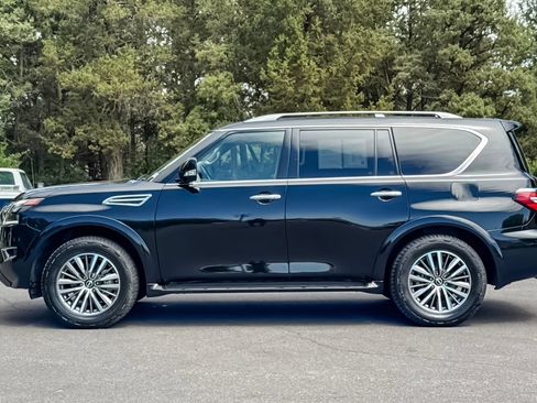 Used 2023 Nissan Armada SL AWD/4WD image 8