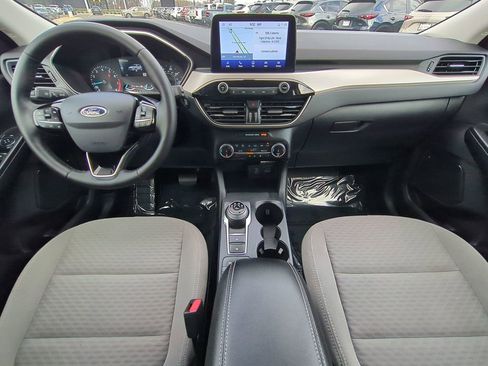 Used 2022 Ford Escape SE w/ SE Sport Appearance Package image 15