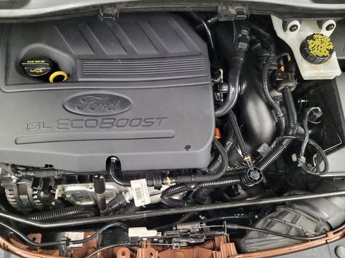 Used 2017 Ford Escape SE AWD/4WD image 30