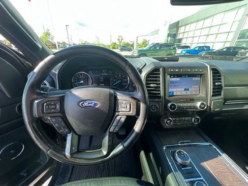Used 2019 Ford Expedition Limited w/ Special Edition Package AWD/4WD image 29