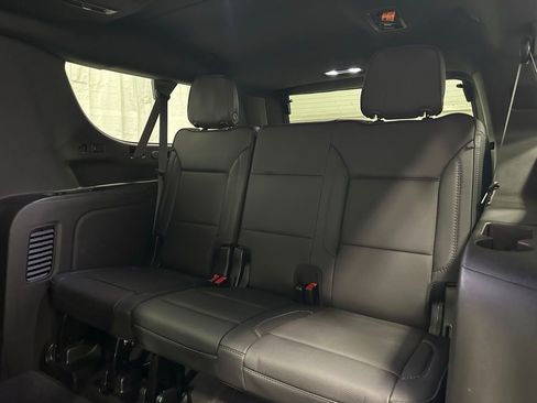 Used 2023 GMC Yukon XL Denali AWD/4WD image 48
