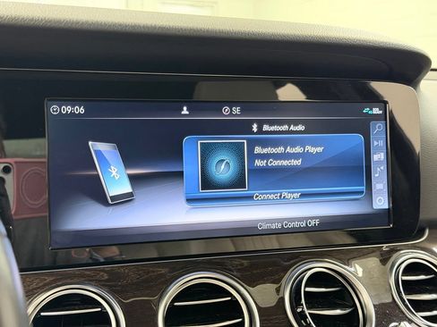 Used 2019 Mercedes-Benz E 300 image 61