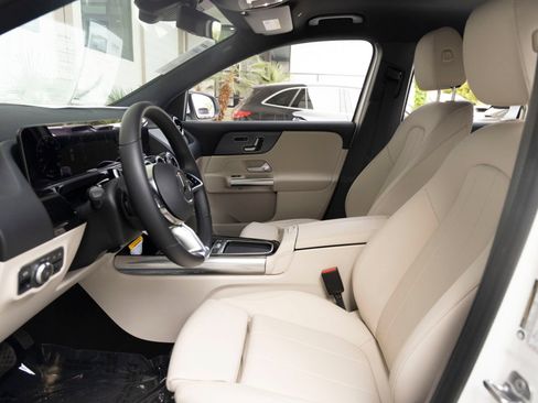 Used 2026 Mercedes-Benz GLA 250 image 14