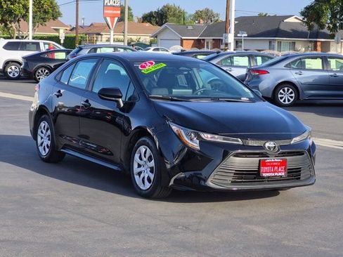 Used 2024 Toyota Corolla LE FWD image 3