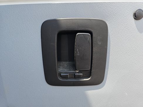 Used 2023 Mercedes-Benz Sprinter 2500 image 14