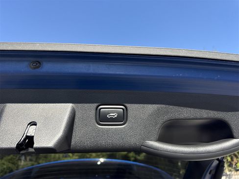 Used 2023 Kia Sportage X-Line w/ X-Line Premium Package image 35