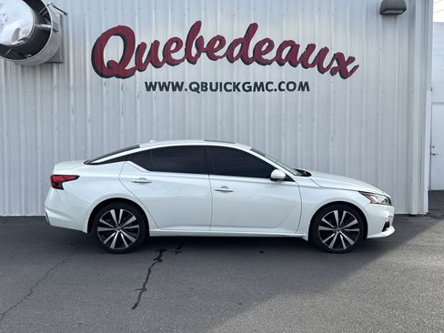 Used 2021 Nissan Altima 2.5 Platinum image 27