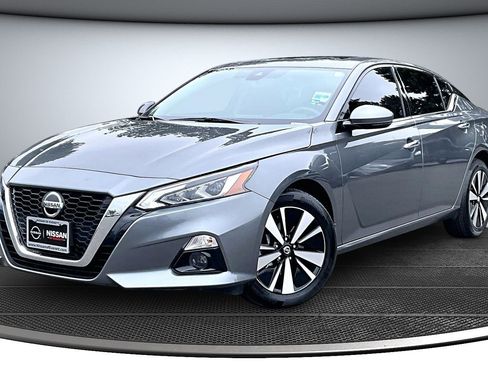 Used 2021 Nissan Altima 2.5 SL AWD/4WD image 3