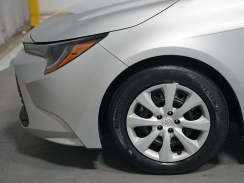 Certified 2024 Toyota Corolla LE image 5