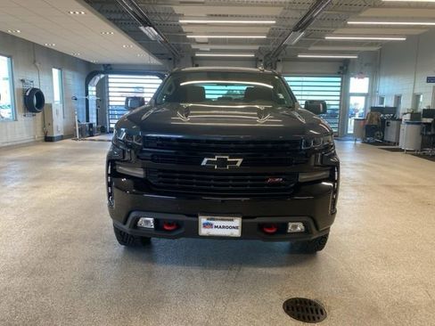 Certified 2022 Chevrolet Silverado 1500 LT Trail Boss w/ Safety Package AWD/4WD image 2