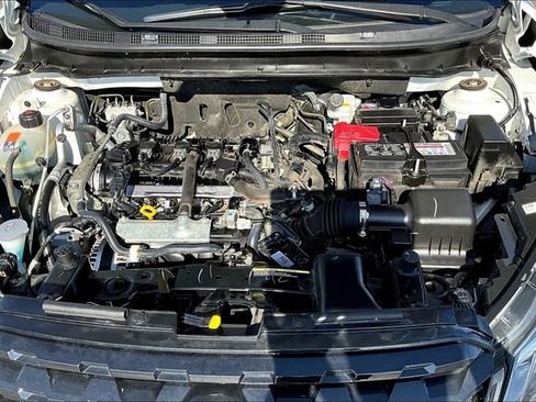 Used 2024 Nissan Kicks SR w/ SR Premium Package FWD image 28