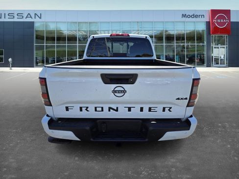 New 2026 Nissan Frontier SV image 6