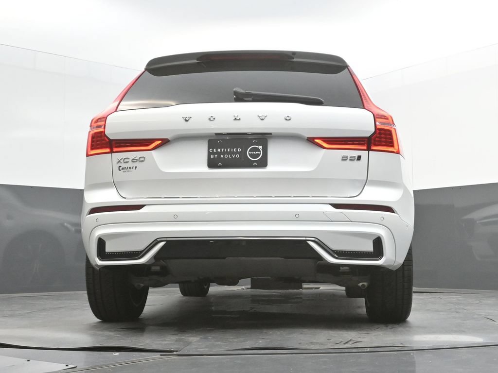 Certified 2024 Volvo XC60 B5 Ultimate w/ Protection Package Premier AWD/4WD image 33