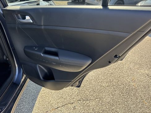 Certified 2022 Kia Sportage LX image 16