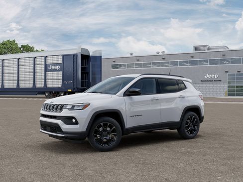 New 2026 Jeep Compass Latitude AWD/4WD image 24