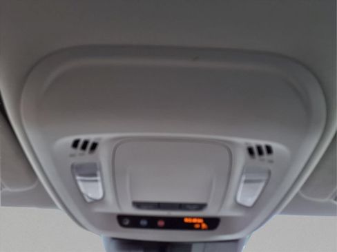 Certified 2025 Buick Envision Preferred AWD/4WD image 28