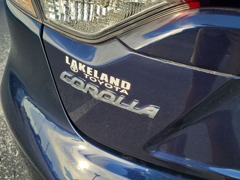 Certified 2022 Toyota Corolla LE FWD image 11