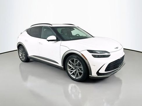 Used 2023 Genesis GV60 Advanced AWD/4WD image 3