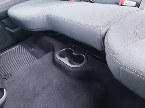 Used 2024 RAM 2500 Big Horn w/ Sport Appearance Package image 21