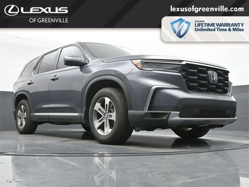 Used 2025 Honda Pilot EX-L image 10