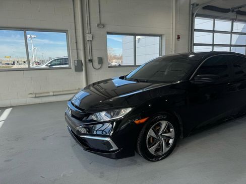 Used 2020 Honda Civic LX image 3