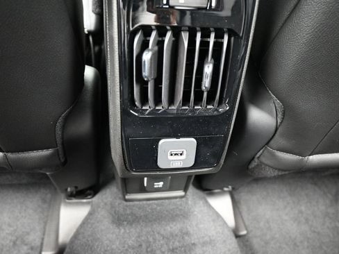 New 2026 Jeep Compass Latitude image 29