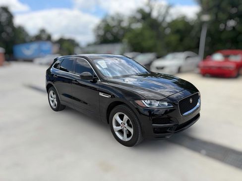 Used 2020 Jaguar F-PACE AWD/4WD image 3