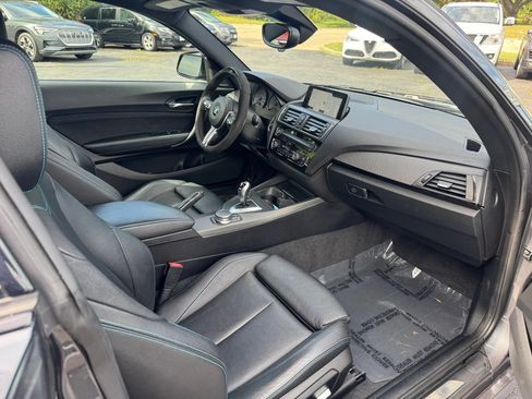 Used 2017 BMW M2 RWD image 16