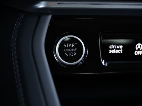 New 2025 Audi Q5 Prestige image 38